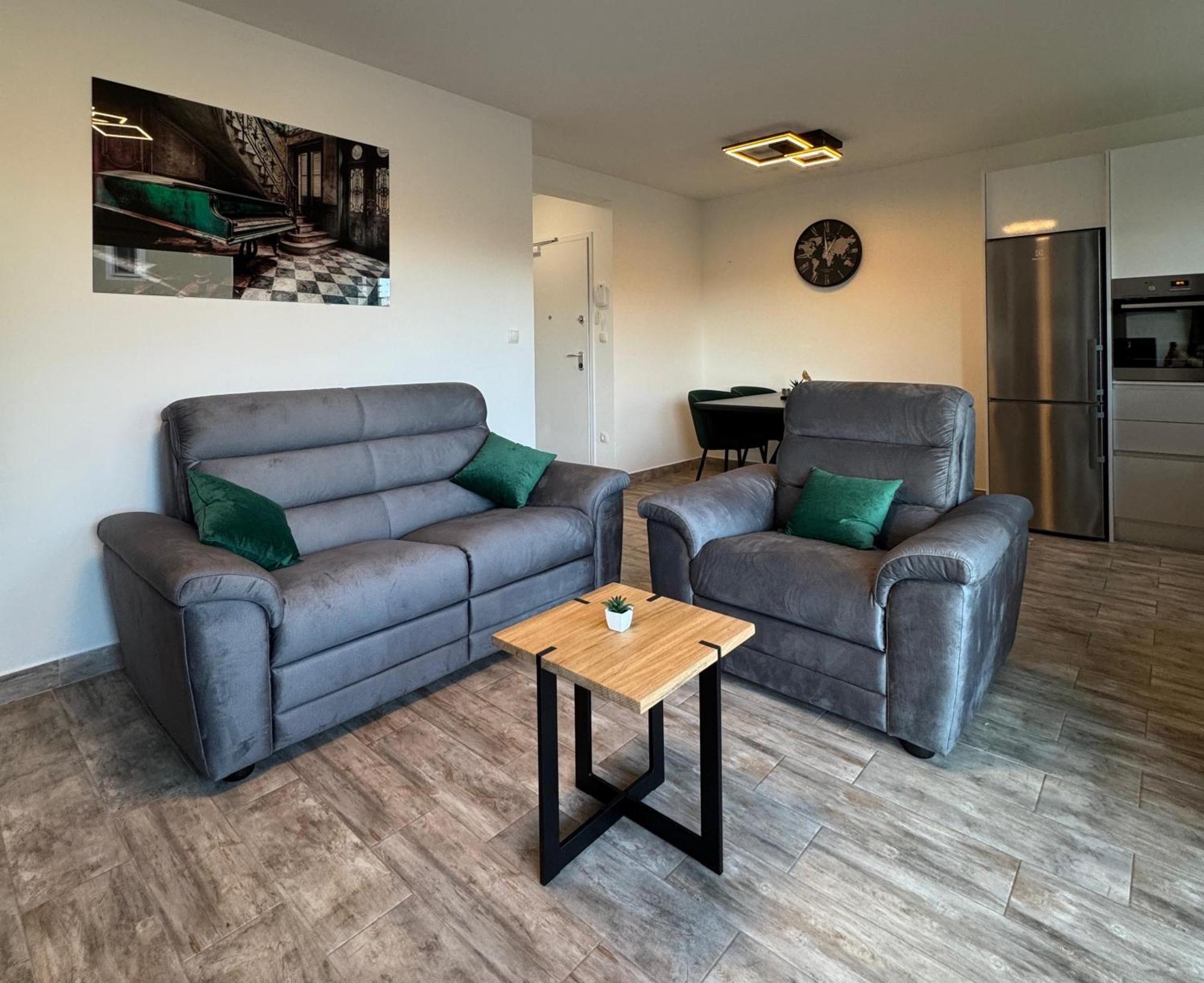 Maryann Apartment Kastela Exterior photo